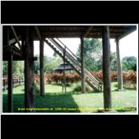 12385 125 Sarawak Culture Village bei Kuting Malaysia 2006 Sarawak.jpg